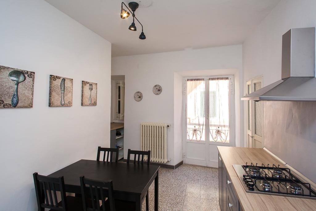 Casa Carducci - Spacious Historical Close To The Imperia